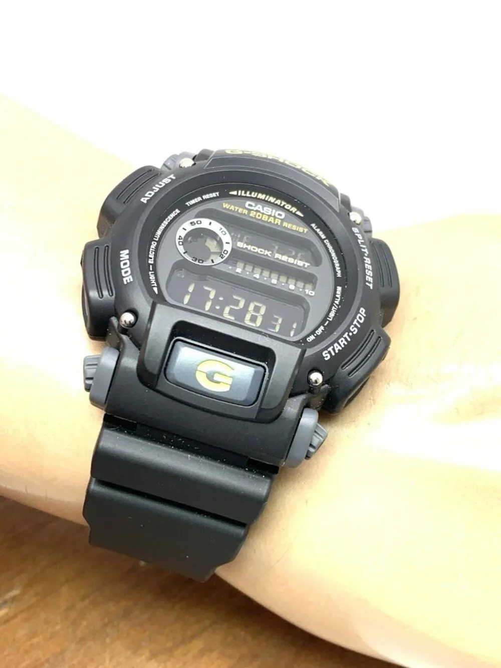 Casio Men's Watch G-Shock DW9052 Black Resin Digital Illuminator 44mm Sport 3232